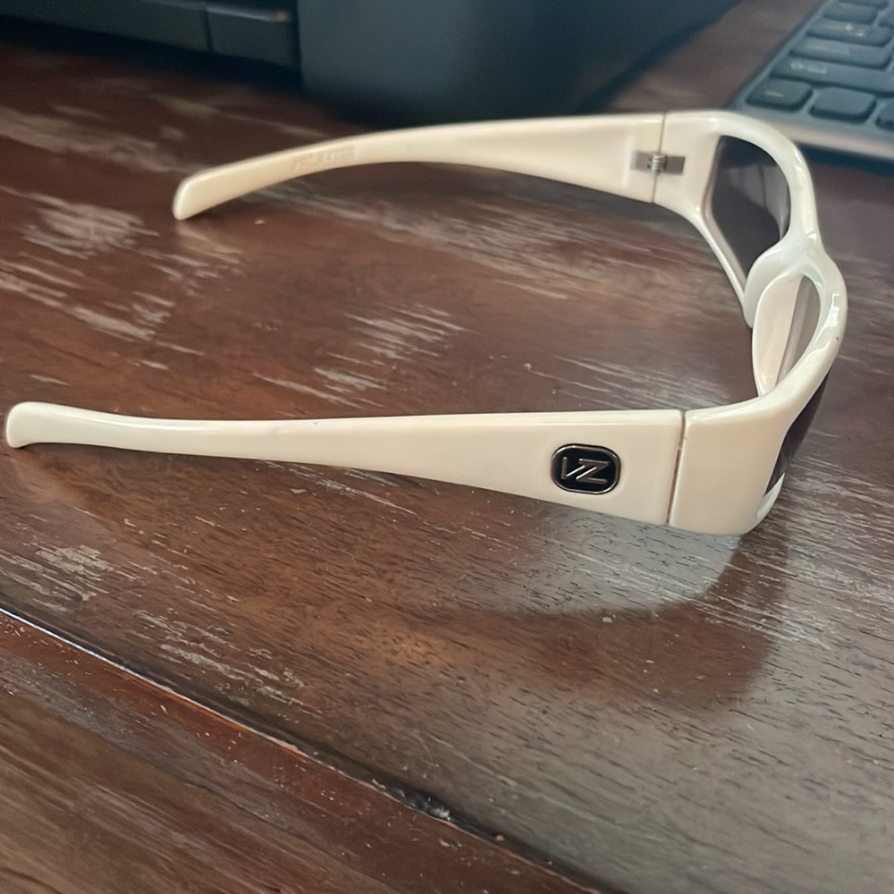 Von Zipper VZ Projektor white rectangular sunglasses. Made in Italy - Picture 7 of 15